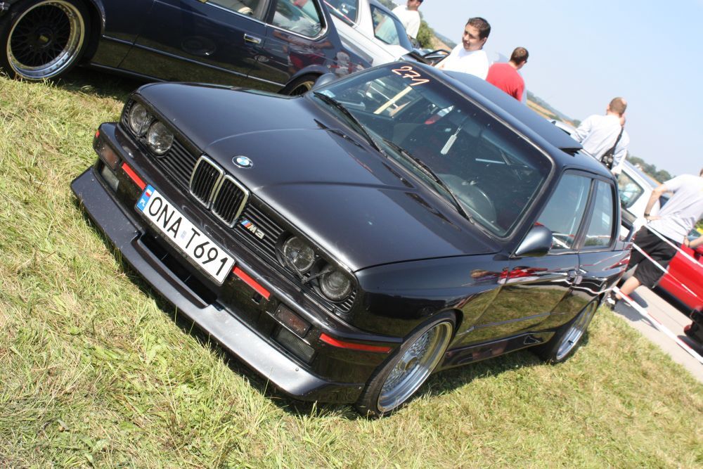 BIG_BMW_761